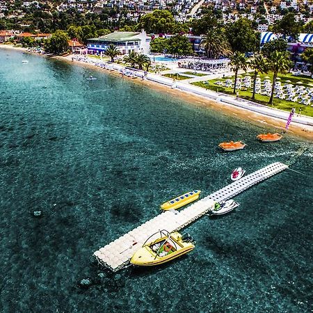 Club Blue White All Inclusive Turgutreis Bagian luar foto