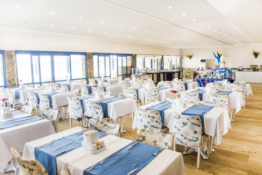Club Blue White All Inclusive Turgutreis Bagian luar foto