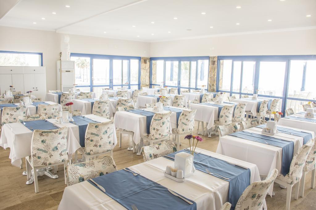 Club Blue White All Inclusive Turgutreis Bagian luar foto