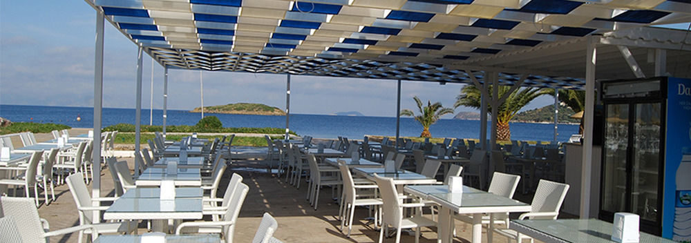 Club Blue White All Inclusive Turgutreis Bagian luar foto